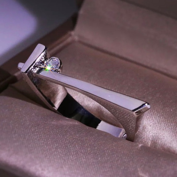 Jewelry - Ring
